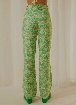 Rolla's Jade Floral Bootcut Pant - Apple -Peppermayo Shop 0adac8c44a444853a6b2b696cdce614f