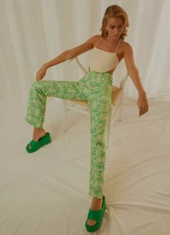 Rolla's Jade Floral Bootcut Pant - Apple