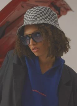 Vacancy Supply Turbo Bucket Hat - Charcoal-White