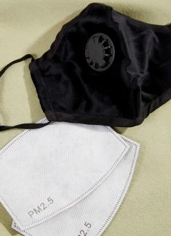 Bondi Air Co Re-Usable Valve Mask With 2 Filters - Black