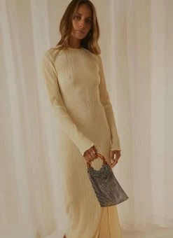 Peppermayo Aida Beaded Handbag - Black -Peppermayo Shop 98e0deeba3674729a9fcc9648d1b8d60