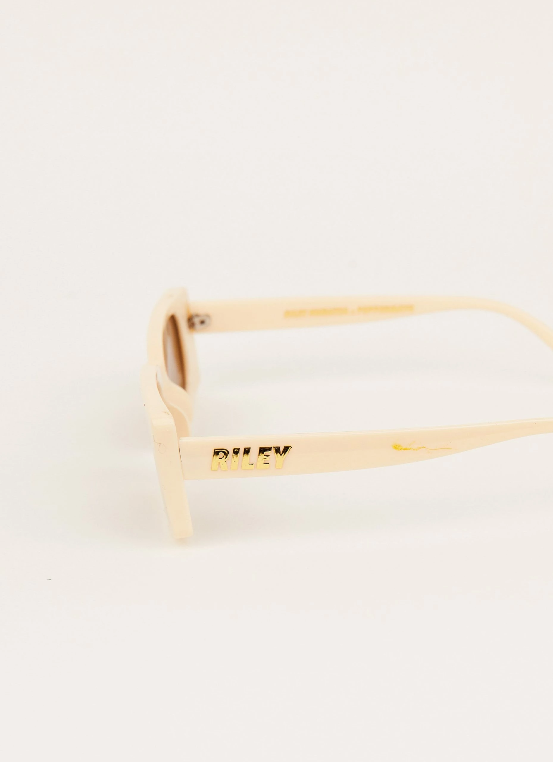 Riley Hubatka X Peppermayo Join The Holiday Sunglasses - Ivory 5 Riley Hubatka X Peppermayo Join The Holiday Sunglasses - Ivory - Image 3