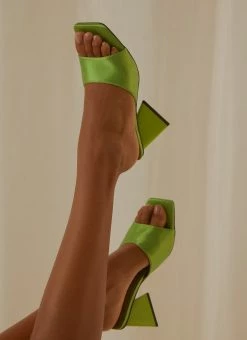 Cult Avenue N.Y Nights Heel - Summer Green