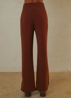 4TH & RECKLESS Elita Trouser - Chestnut Brown 11 4TH & RECKLESS Elita Trouser - Chestnut Brown -Peppermayo Shop Peppermayo Jenaya 7.2.22 P6 14