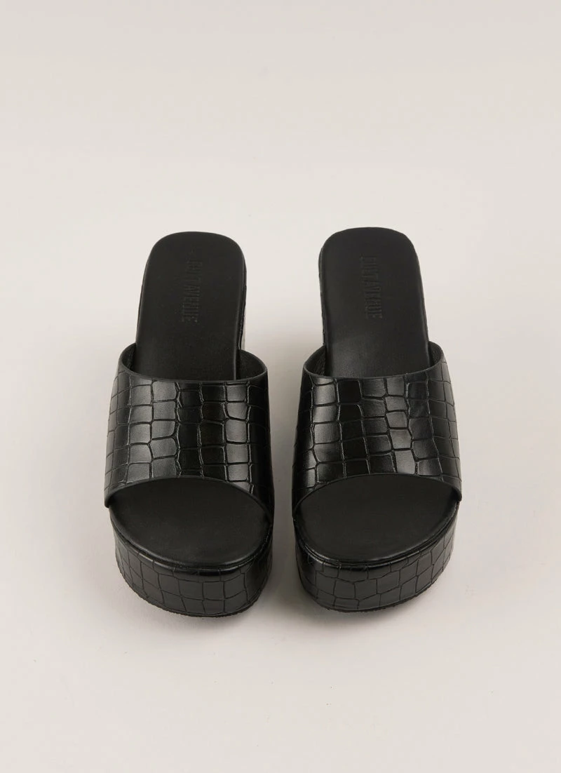 Cult Avenue Villa Playa Mule Heel - Black Croc 5 Cult Avenue Villa Playa Mule Heel - Black Croc - Image 3