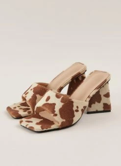 Cult Avenue Off Road Mule - Faux Cow Hide