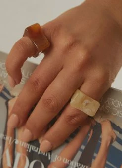 Peppermayo On My Mind Resin Ring - Ivory