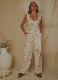 Peppermayo Exclusive Isola Linen Pants - Safari -Peppermayo Shop a31efaa376d442f1837d8cb790044f22