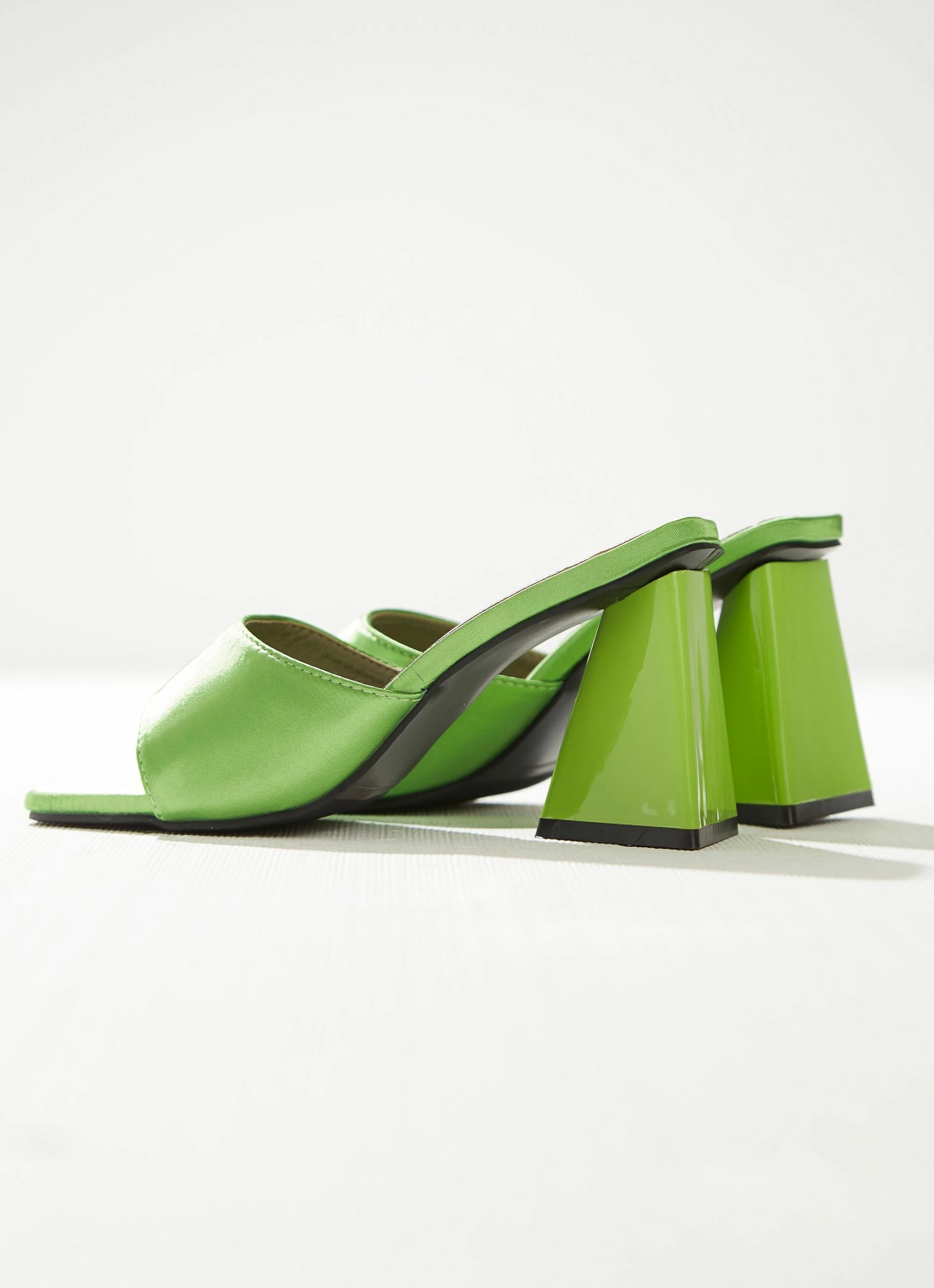 Cult Avenue N.Y Nights Heel - Summer Green 11 Cult Avenue N.Y Nights Heel - Summer Green - Image 9