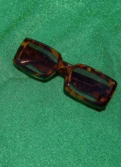 Peppermayo Luella Sunglasses - Tort -Peppermayo Shop acbad8b5fdfb494092d46b3230e0f126