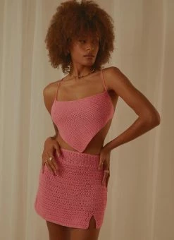 Peppermayo Exclusive Cancun Crochet Halter Top - Pink 10 Peppermayo Exclusive Cancun Crochet Halter Top - Pink -Peppermayo Shop cd98ed0dc09c49b48c54d1eddc3e1815