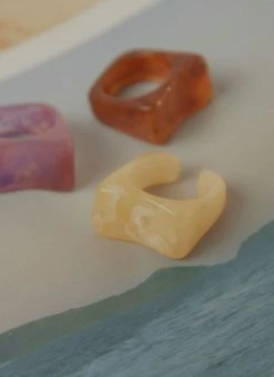 Peppermayo On My Mind Resin Ring - Ivory -Peppermayo Shop ce7a371c57e44593bbbaff8f4e5ea984