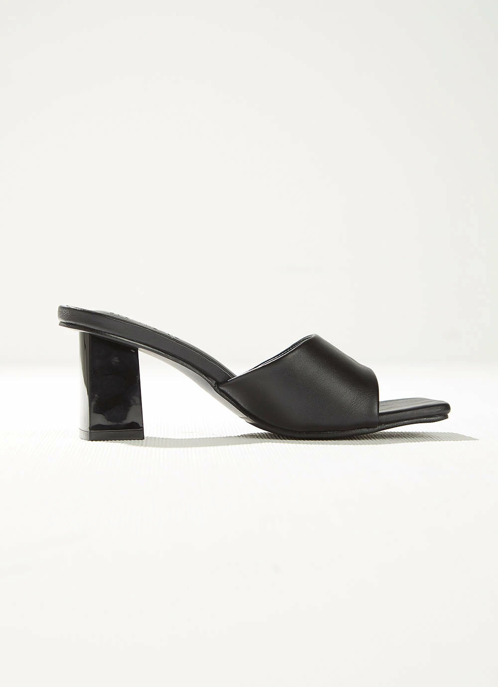 Cult Avenue Dixie Mule Heel - Black 5 Cult Avenue Dixie Mule Heel - Black - Image 3