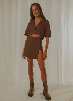 Peppermayo Exclusive New York City Cropped Blazer - Choc Brown -Peppermayo Shop e0e47e9881314421b7d573106a3c458b