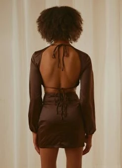 Peppermayo Exclusive Musier Crop Top - Chocolate 11 Peppermayo Exclusive Musier Crop Top - Chocolate -Peppermayo Shop f2f58589eac04a49a12897b2ebf5f5d8