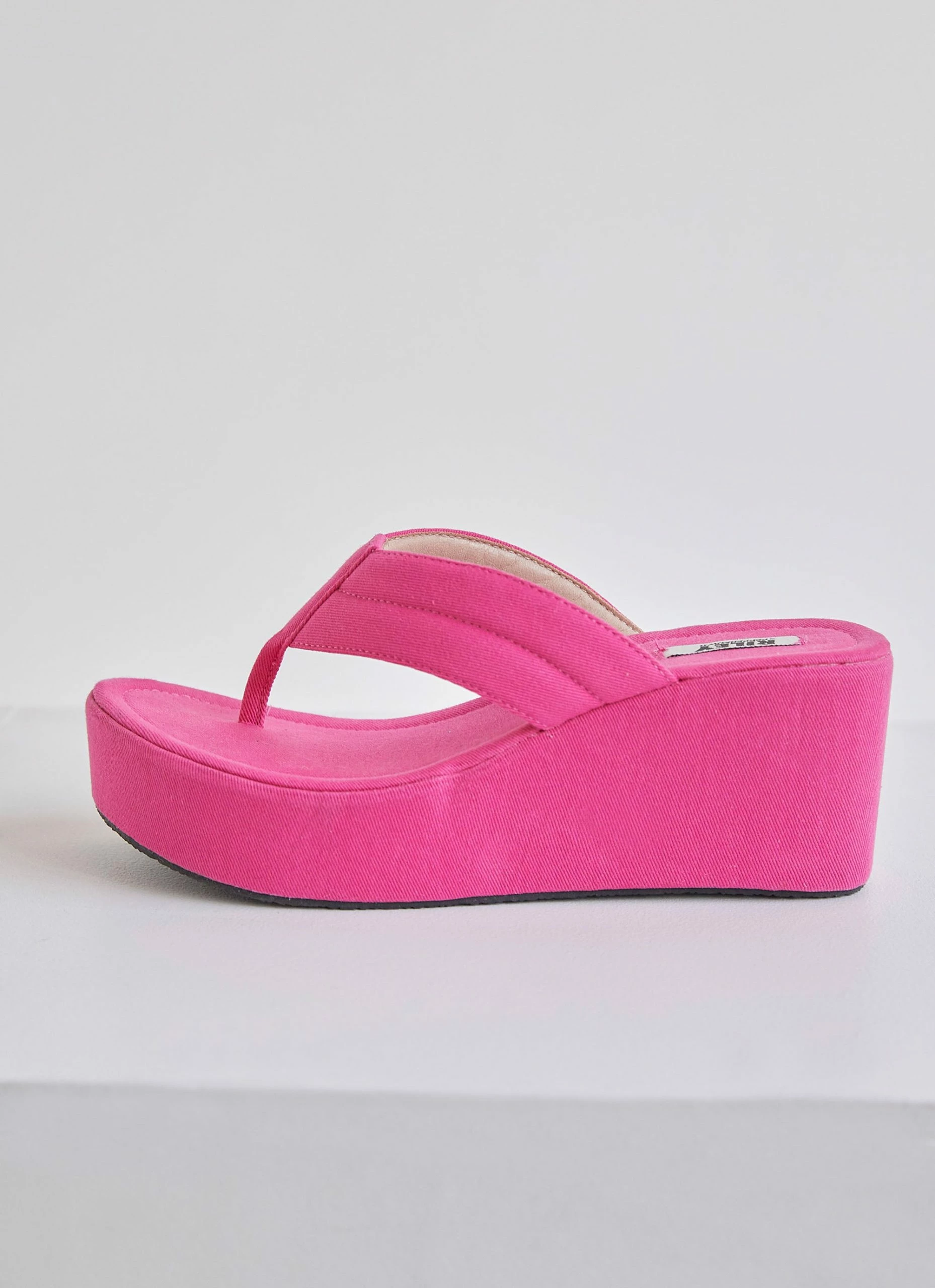 Riley Hubatka X Peppermayo Castaway Platform Thong - Hot Pink 3 Riley Hubatka X Peppermayo Castaway Platform Thong - Hot Pink - Image 2